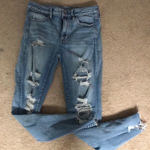 Ripped Skinny Jeans
